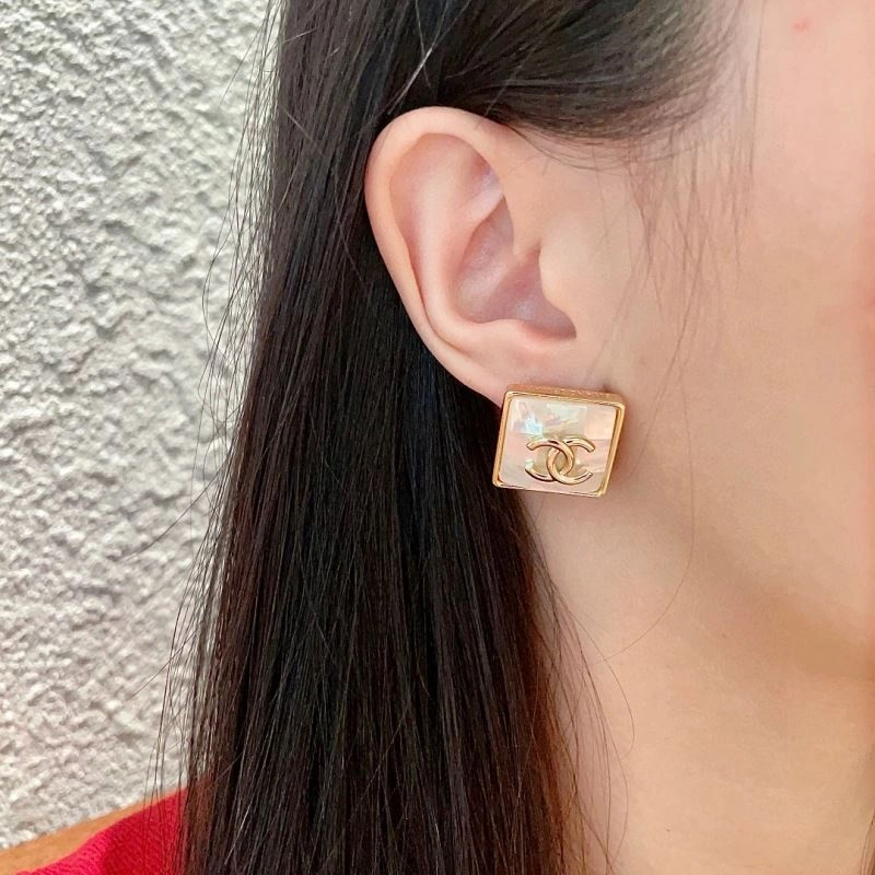 Sustainable Chanel Earrings 227229