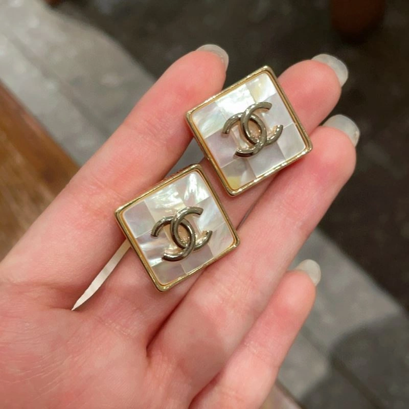 Sustainable Chanel Earrings 227229