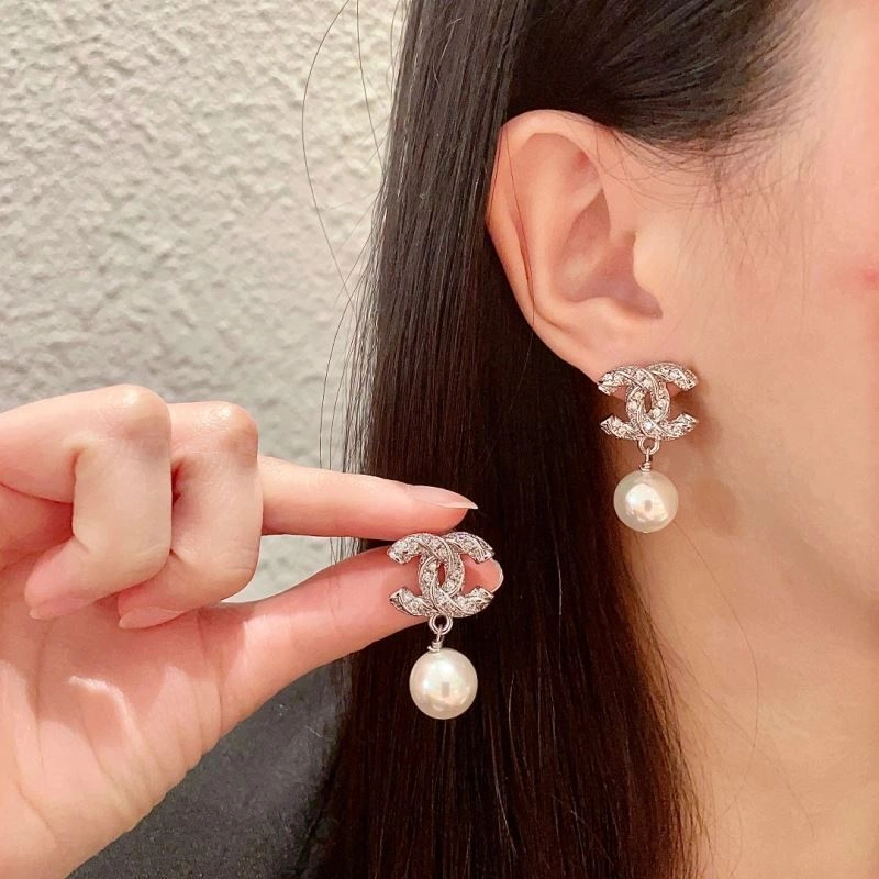 Chanel Earrings Chic 227211