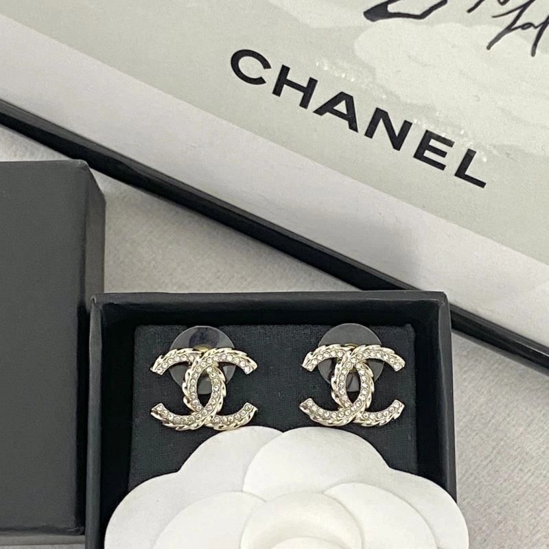 Bright Chanel Earrings 227334