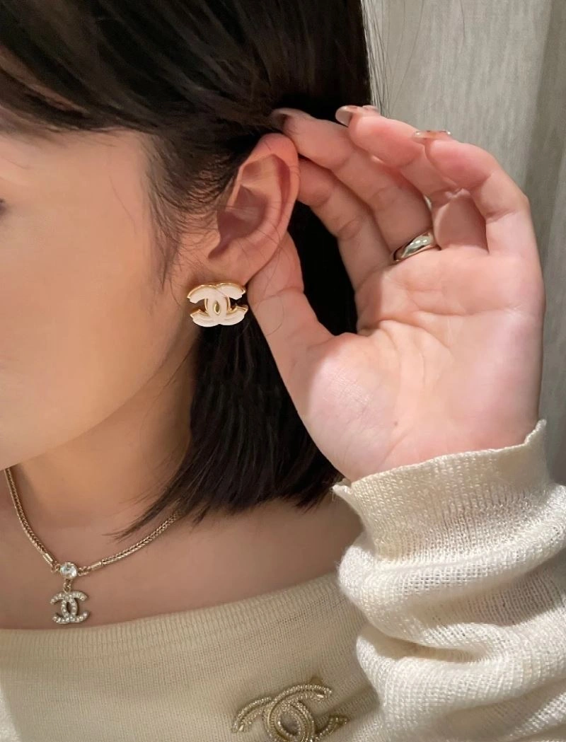Chanel Earrings Lightweight 227198