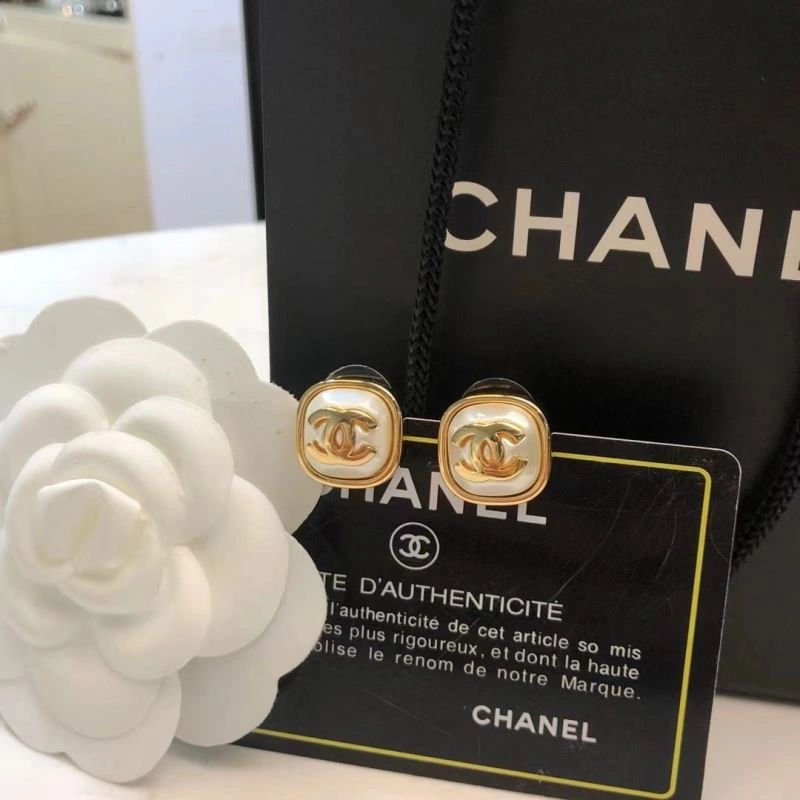 Chanel Earrings Sophisticated 227195