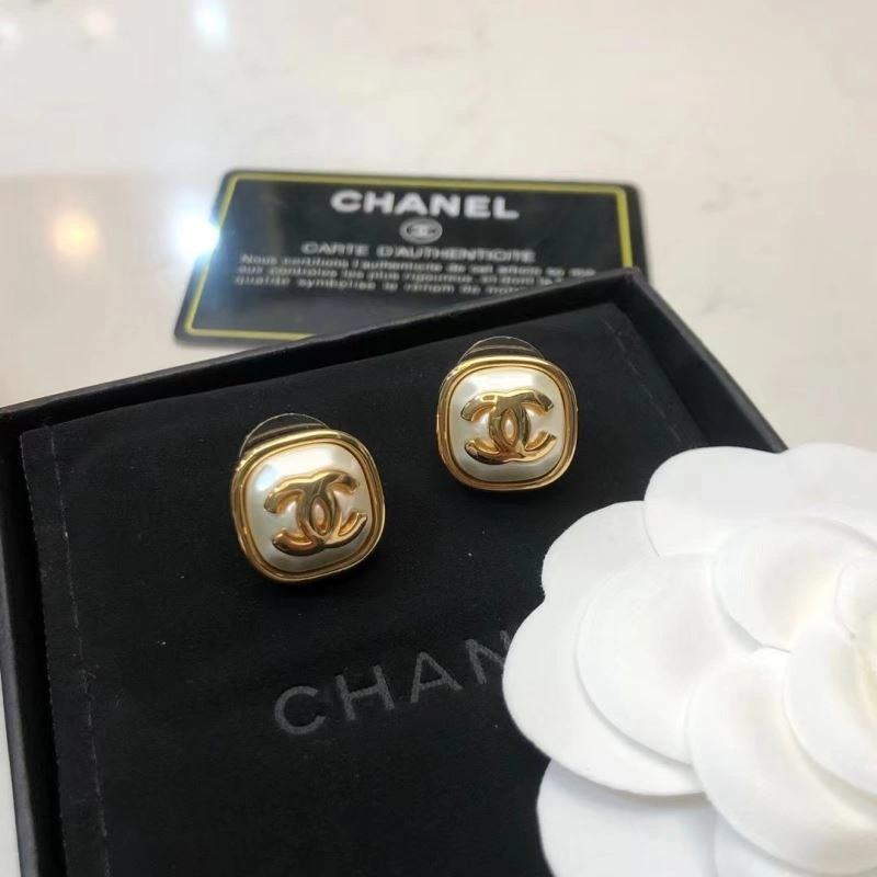 Chanel Earrings Sophisticated 227195