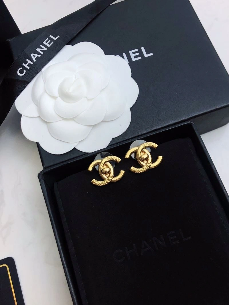 Compact Chanel Earrings 227187
