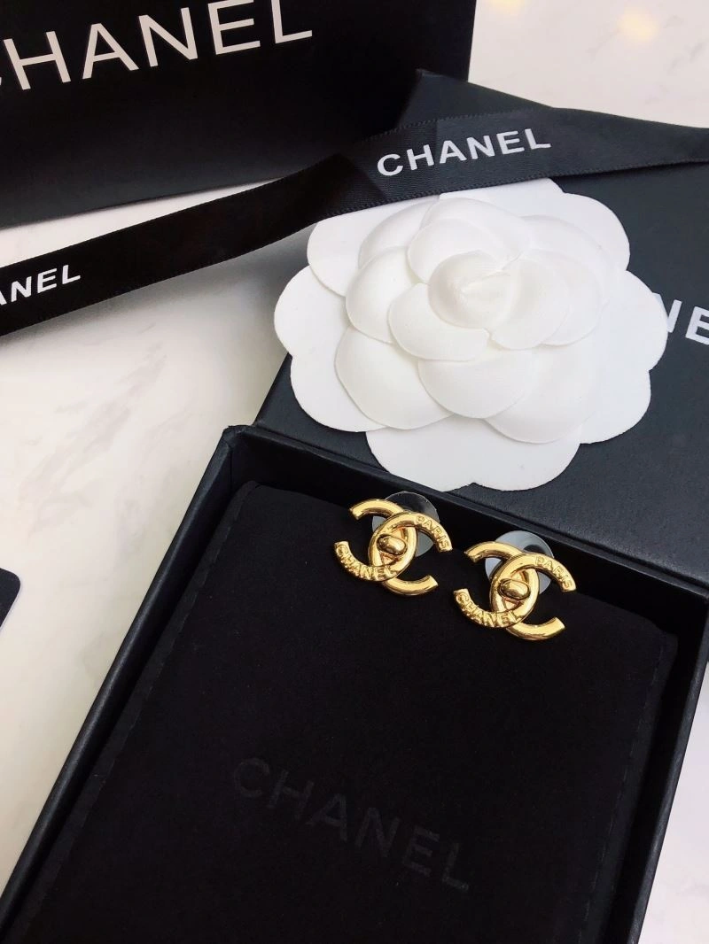 Compact Chanel Earrings 227187