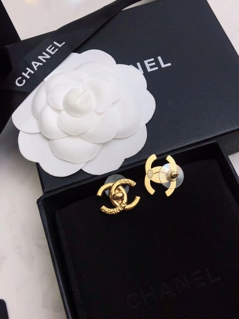 Compact Chanel Earrings 227187