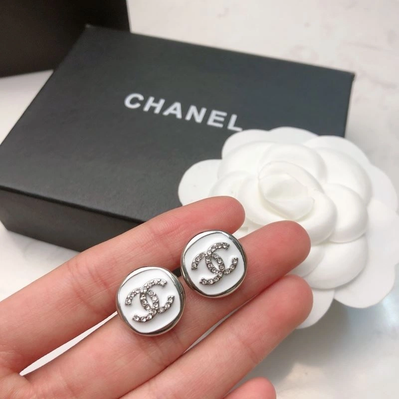 Effortless Chanel Earrings 227182