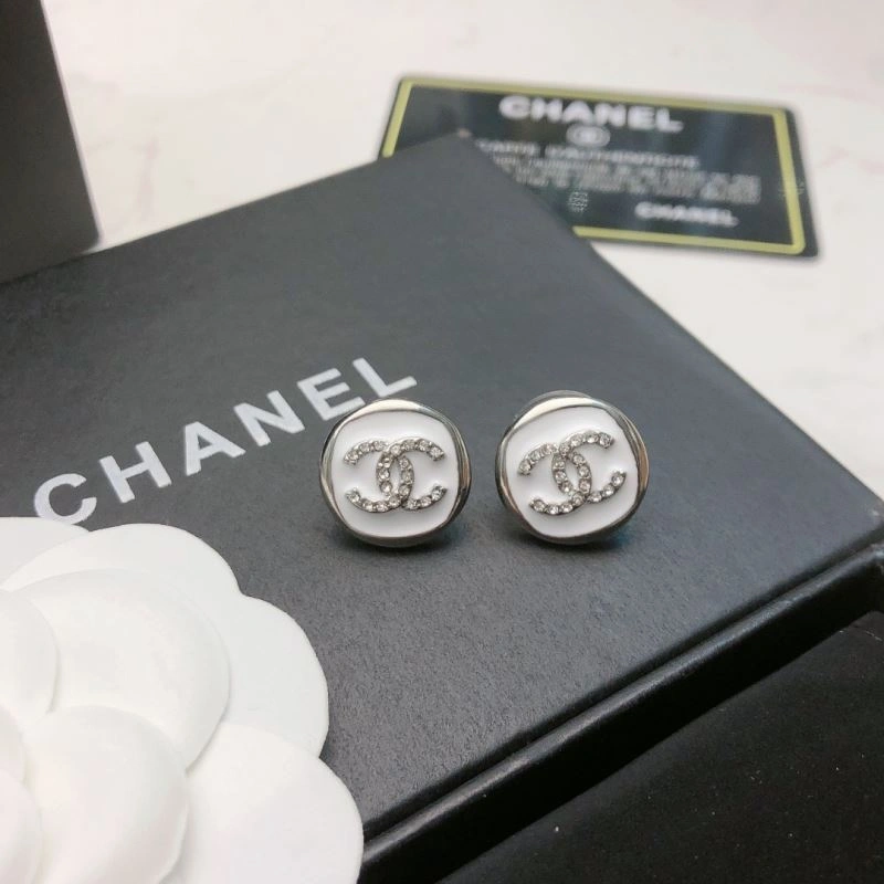 Effortless Chanel Earrings 227182