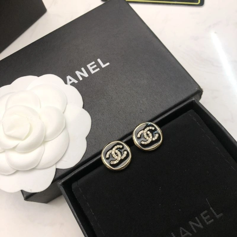 Versatile Chanel Earrings 227190