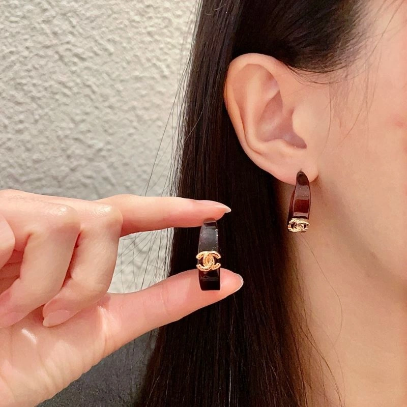 Seasonal Chanel Earrings 227165
