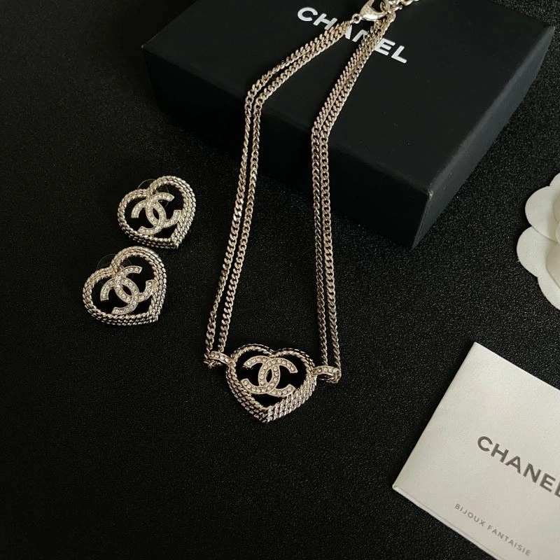 WaterResistant Chanel Earrings 227201