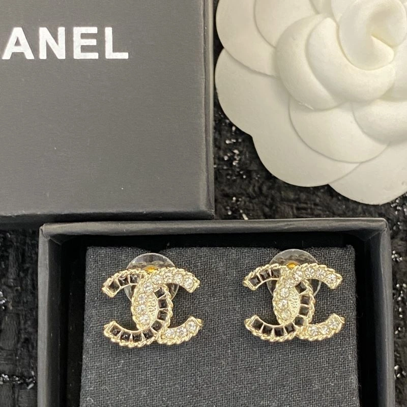 Chanel Earrings Stylish 227151
