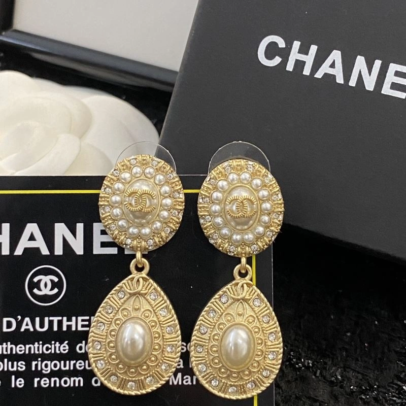 Tailored Chanel Earrings 227152