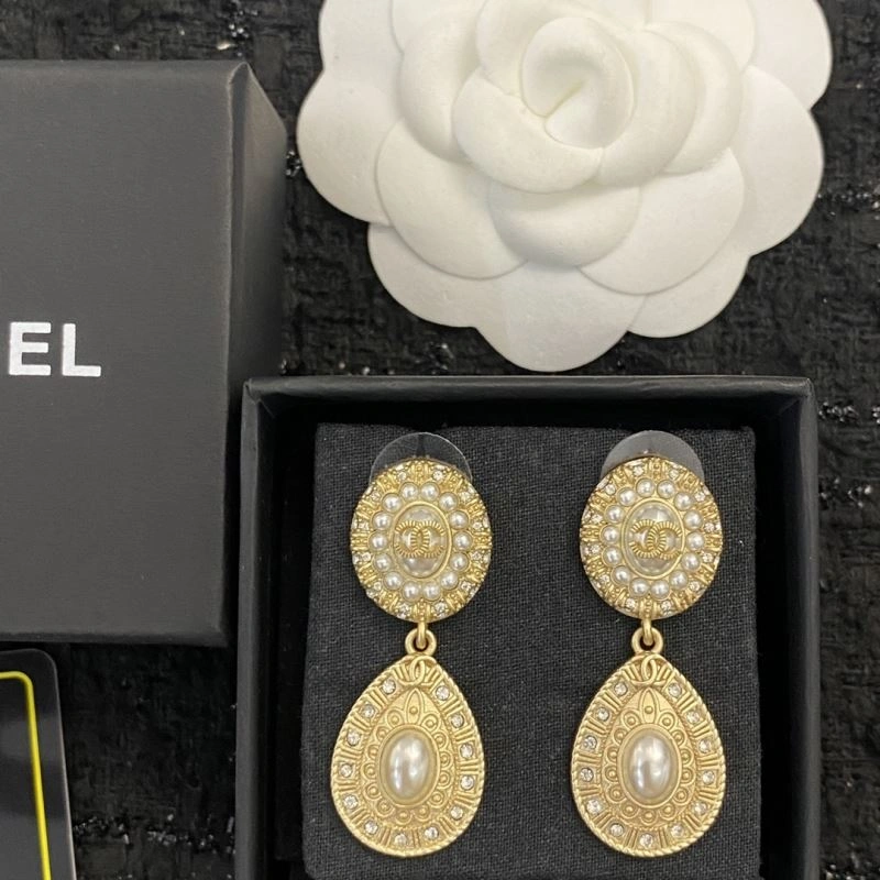 Tailored Chanel Earrings 227152
