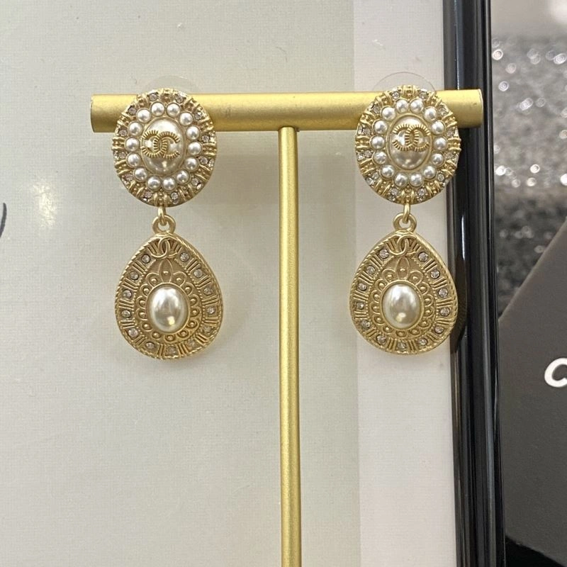 Tailored Chanel Earrings 227152