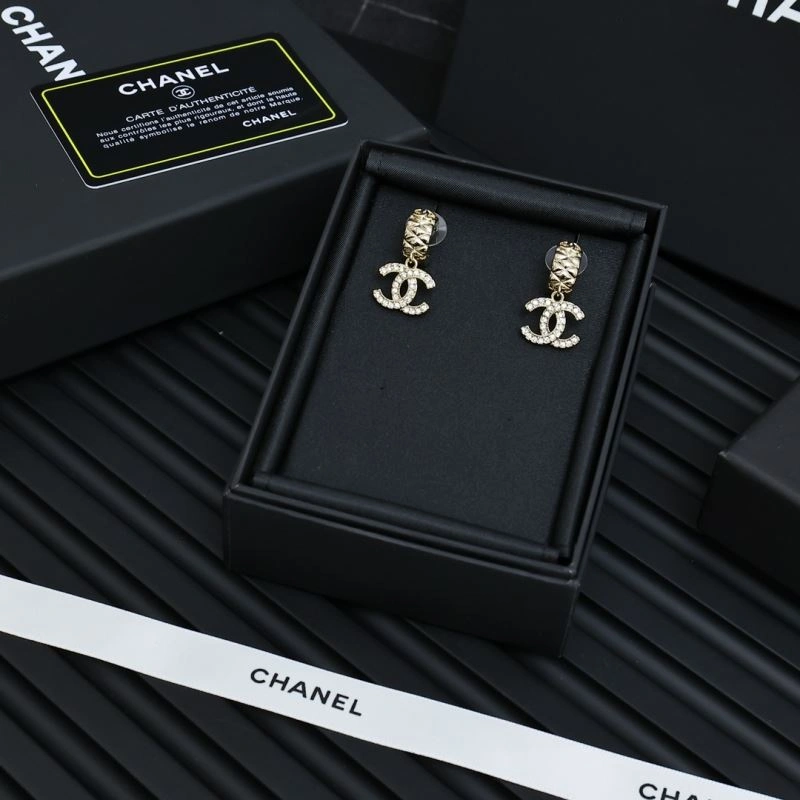 Chanel Earrings Refined 227149