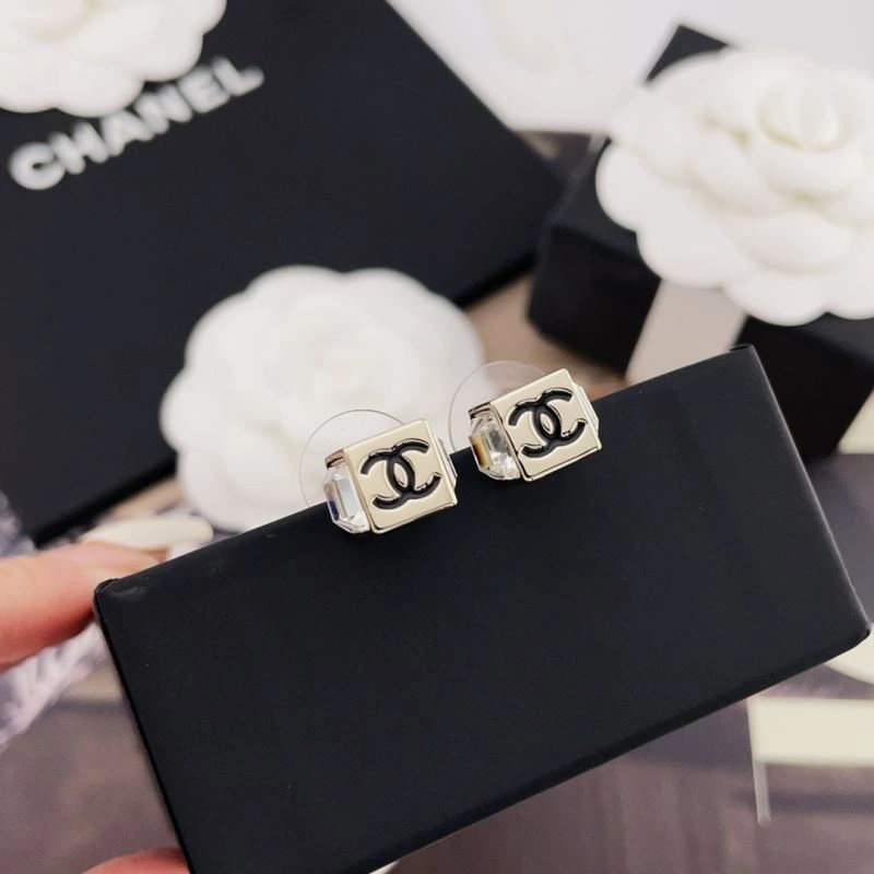 Chanel Earrings Elegant 227146