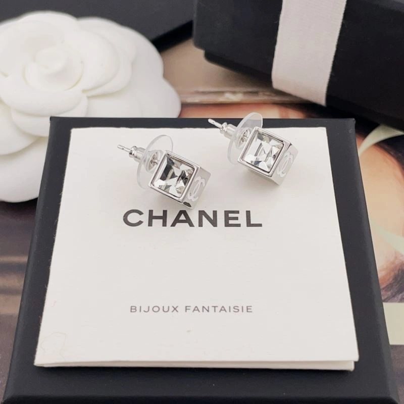 Chanel Earrings Elegant 227146