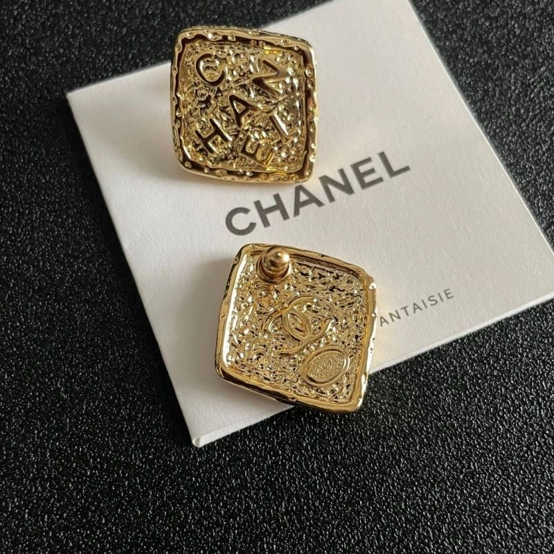 Tailored Chanel Earrings 227179