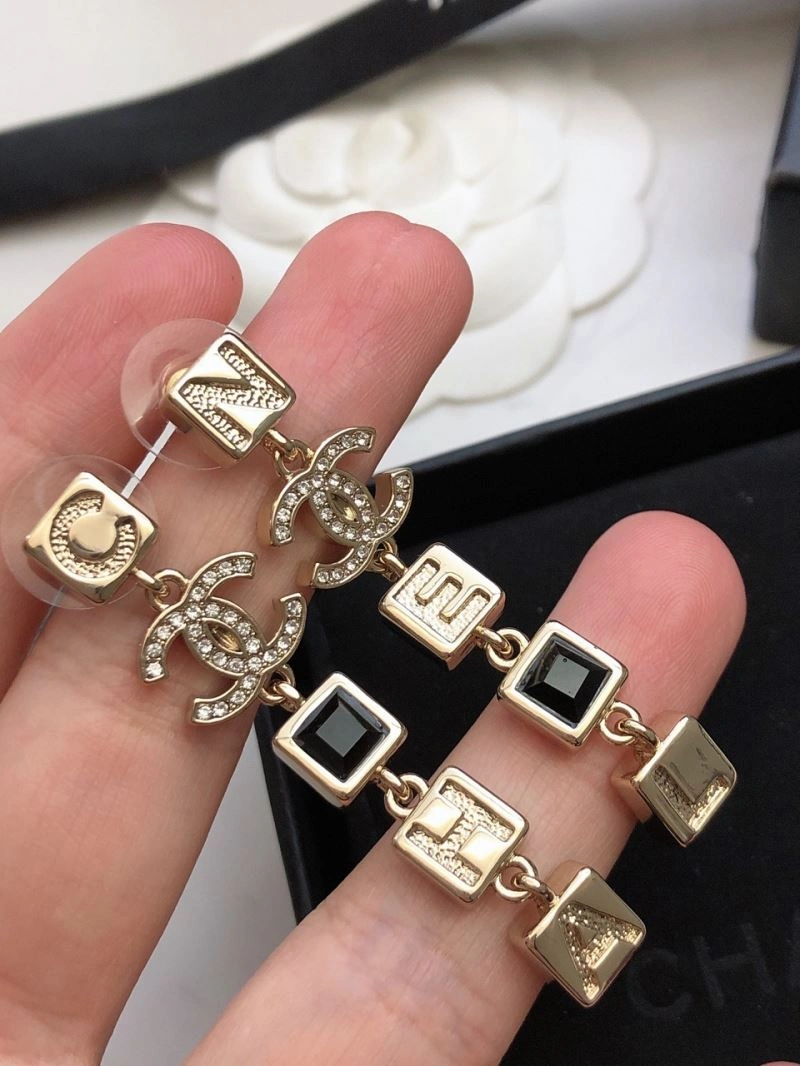 Chanel Earrings SmartChoice 227160