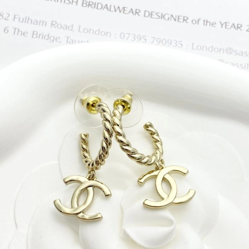 Comfortable Chanel Earrings 227107