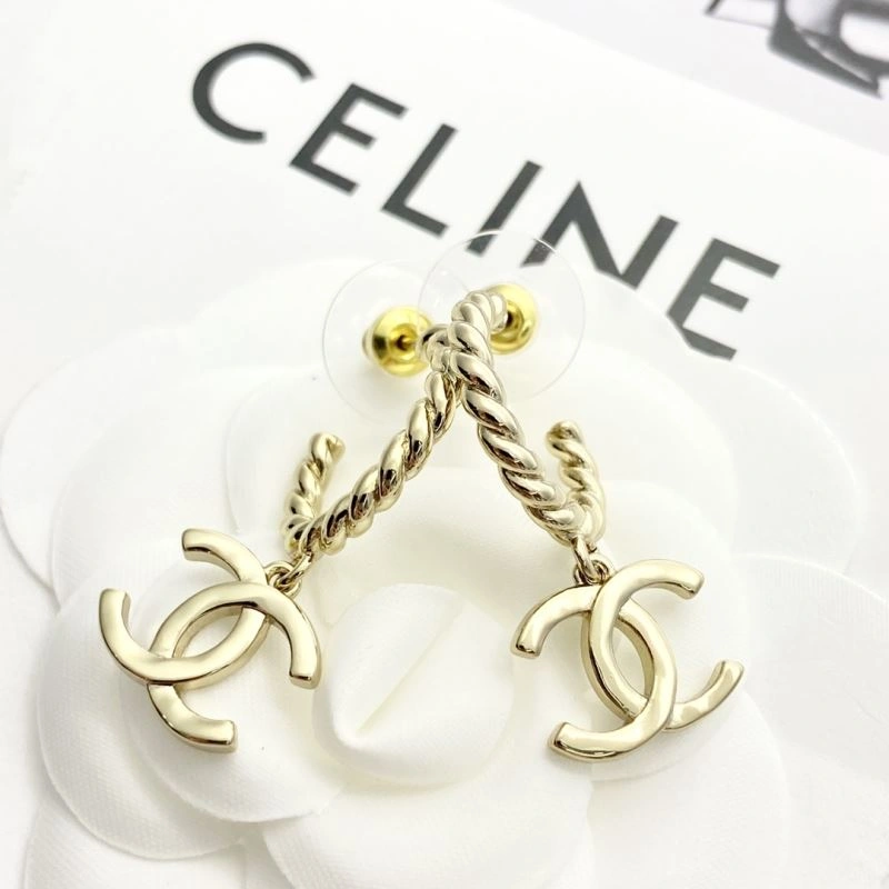 Comfortable Chanel Earrings 227107
