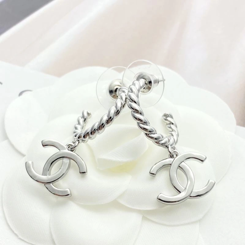Chanel Earrings Efficient 227140