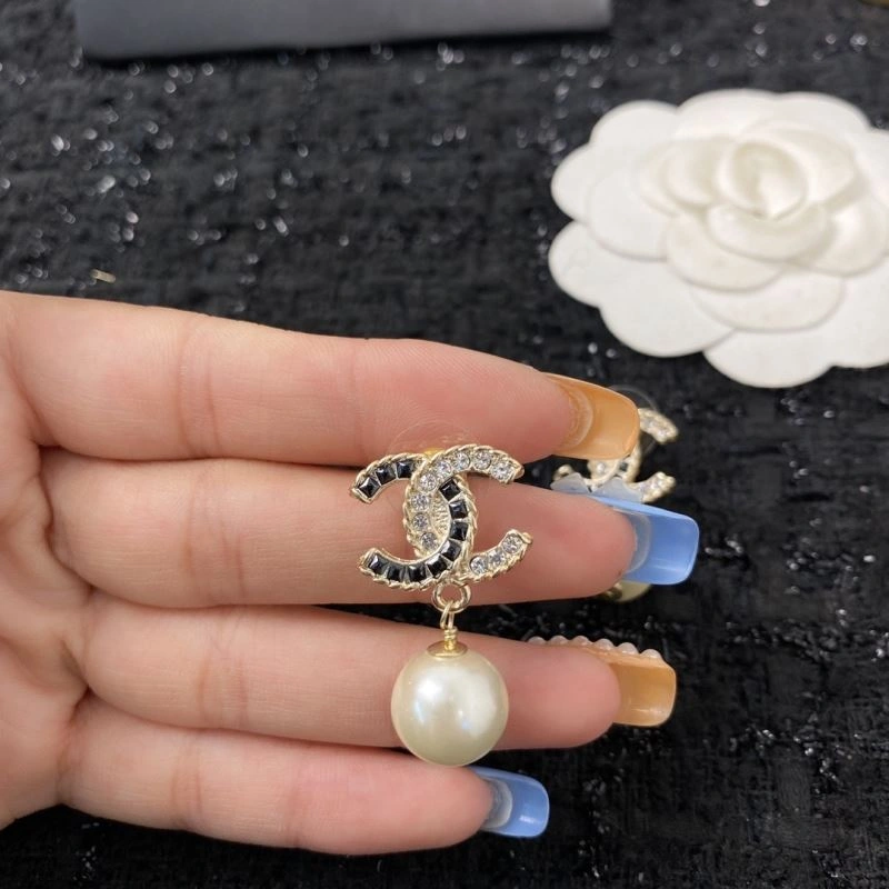 RelaxedFit Chanel Earrings 227096