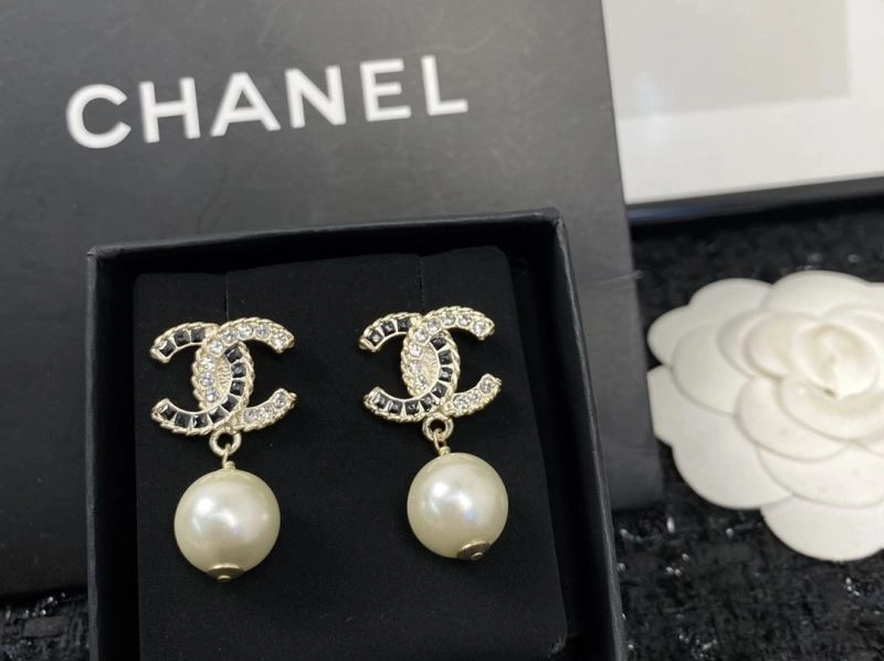RelaxedFit Chanel Earrings 227096