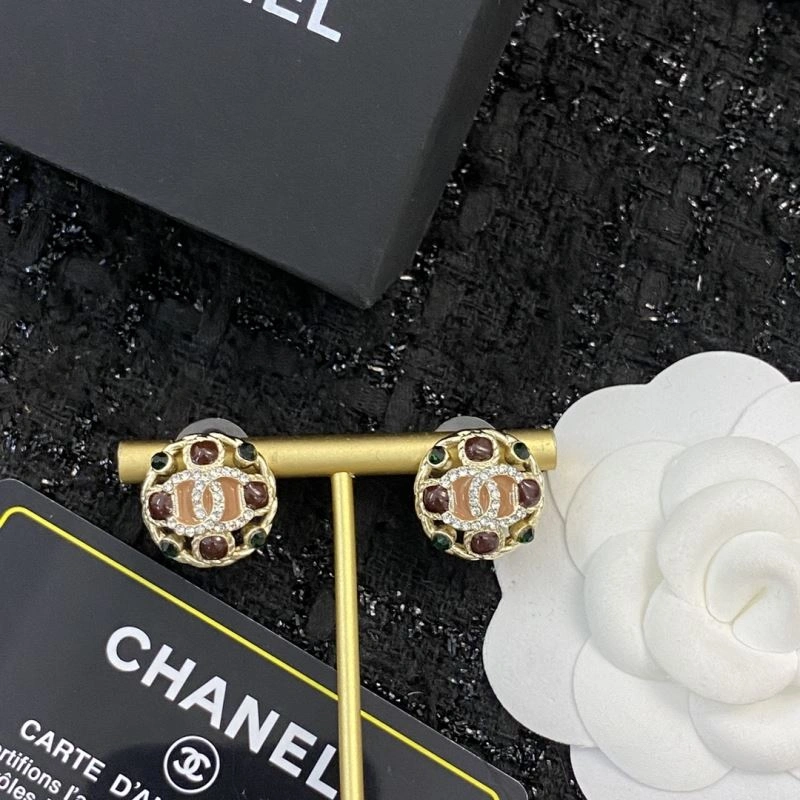 EyeCatching Chanel Earrings 227091