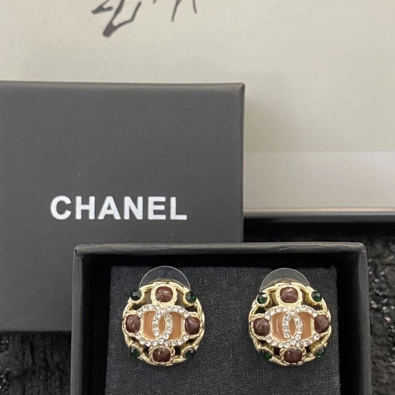 EyeCatching Chanel Earrings 227091