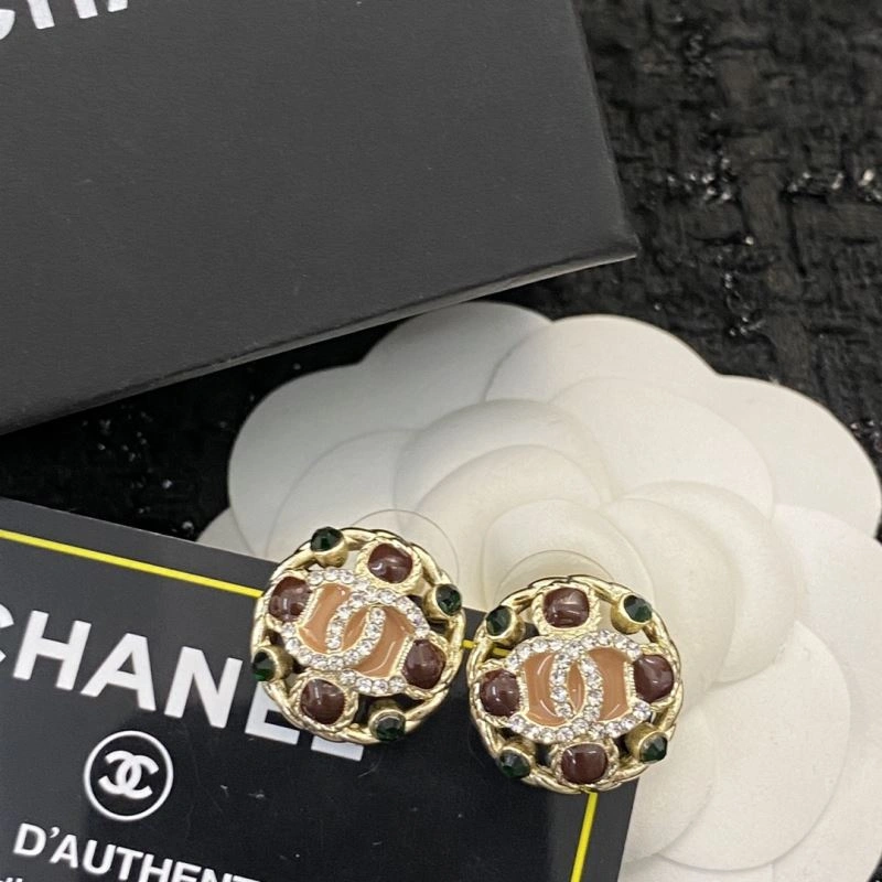 EyeCatching Chanel Earrings 227091