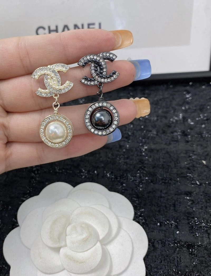 Chanel Earrings Stretchable 227103