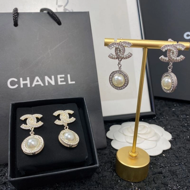 Chanel Earrings Stretchable 227103