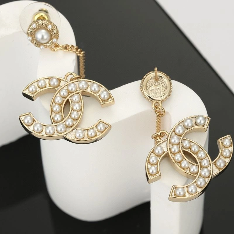 Compact Chanel Earrings 227093