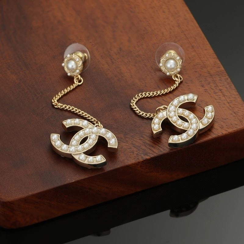 Compact Chanel Earrings 227093