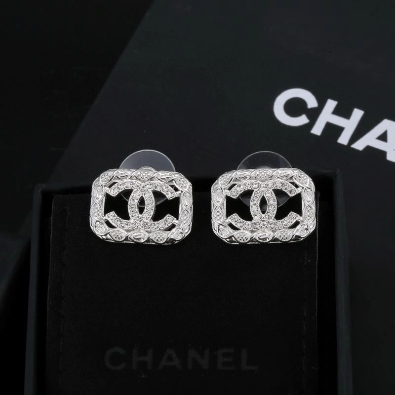 Chanel Earrings Casual 227100
