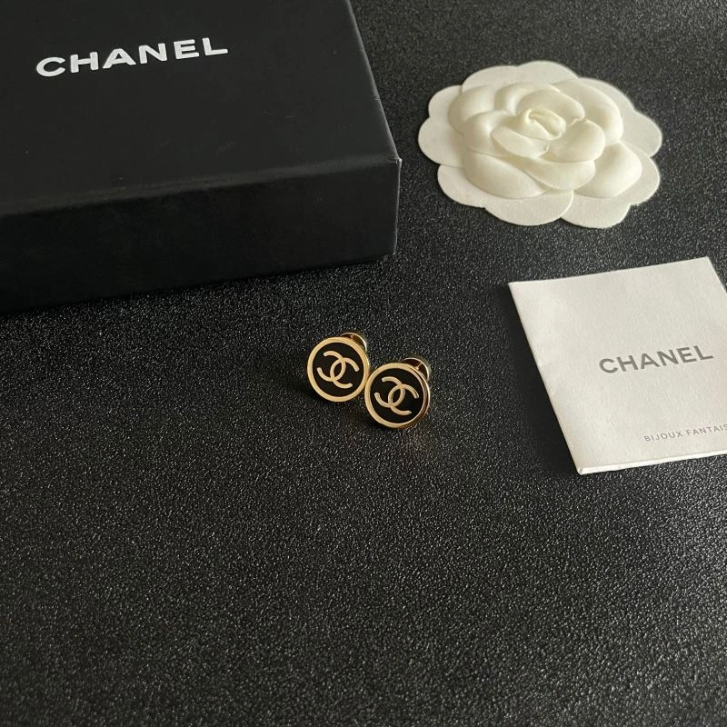 Minimalist Chanel Earrings 227071