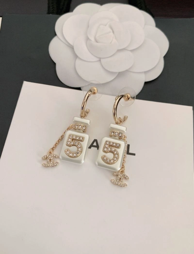 Chanel Earrings Stylish 227073