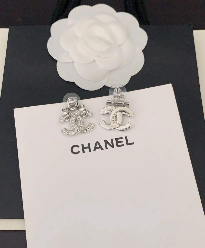 Chanel Earrings Sleek 227074