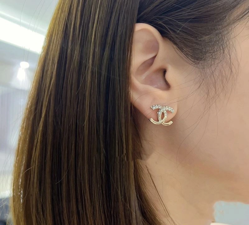 Chanel Earrings Reliable 227072