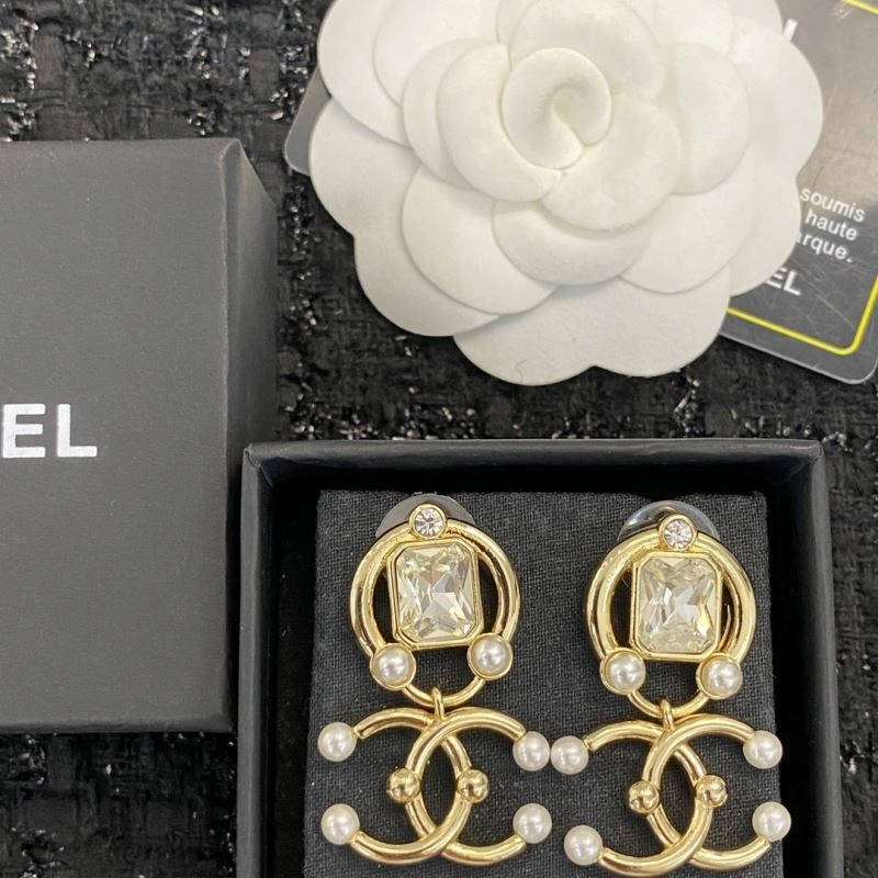 Tailored Chanel Earrings 227078