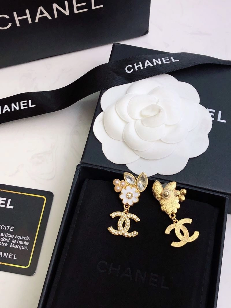 WrinkleFree Chanel Earrings 227044