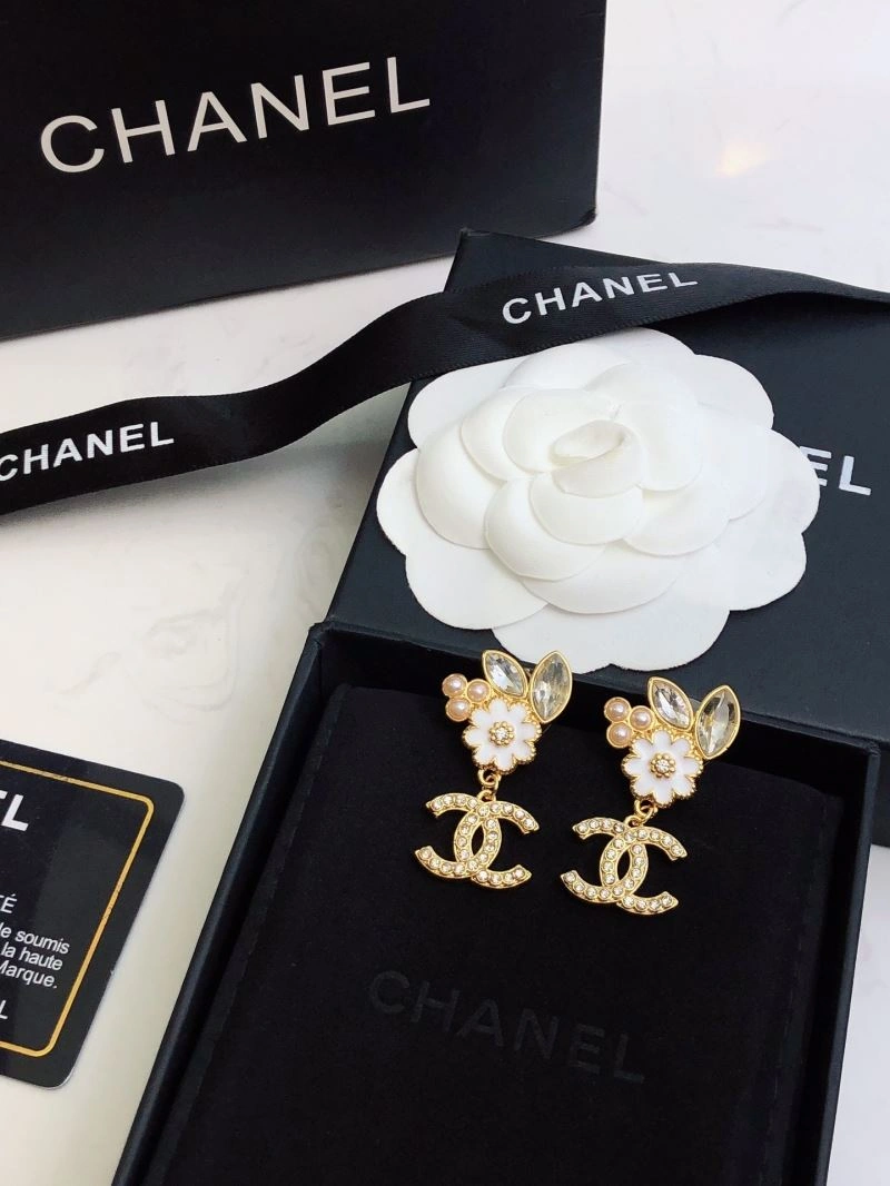 WrinkleFree Chanel Earrings 227044