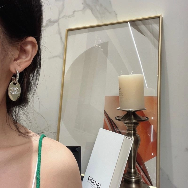 Compact Chanel Earrings 227057