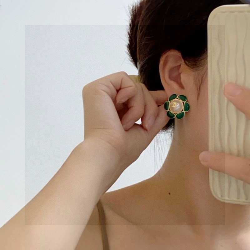 Chanel Earrings Supportive 227041