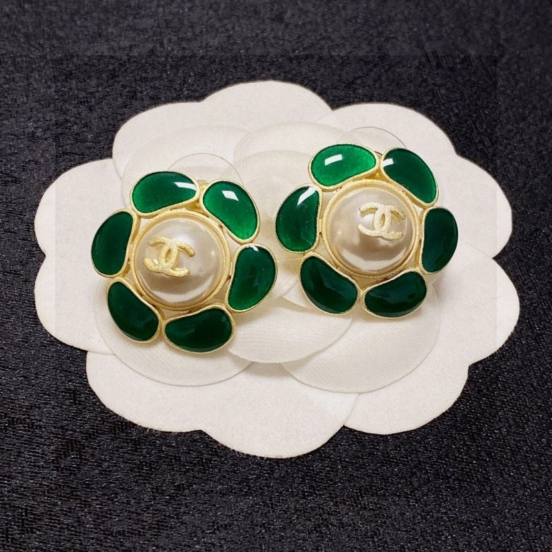 Chanel Earrings Supportive 227041