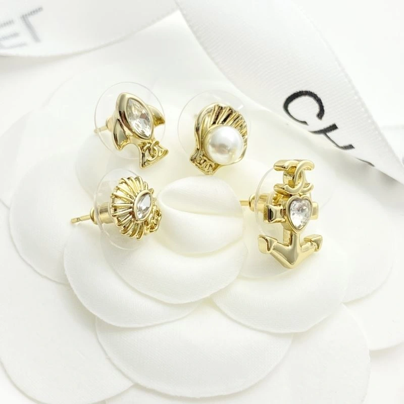 Chanel Earrings Soft 227030