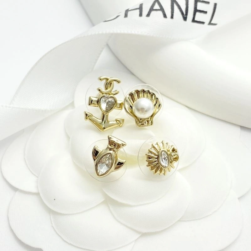 Chanel Earrings Soft 227030