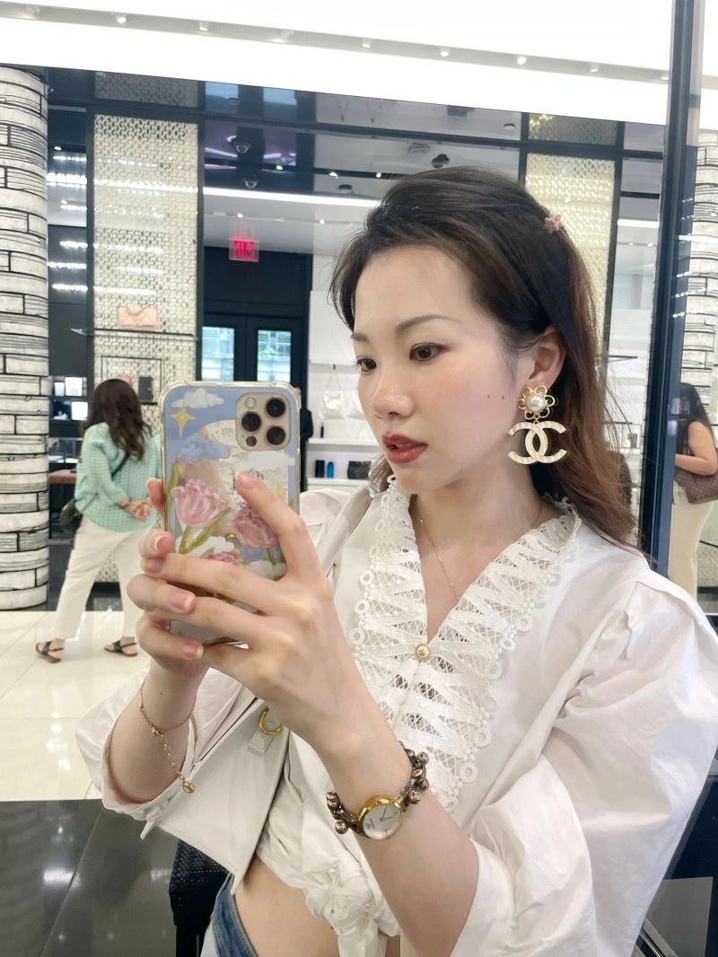 WrinkleFree Chanel Earrings 226357
